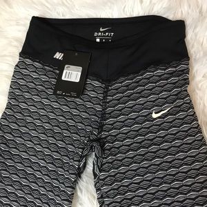 Nike dri-fit leggings